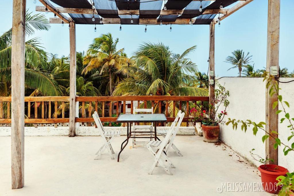 Ah Muzenkab Hotel El Cuyo Exterior foto